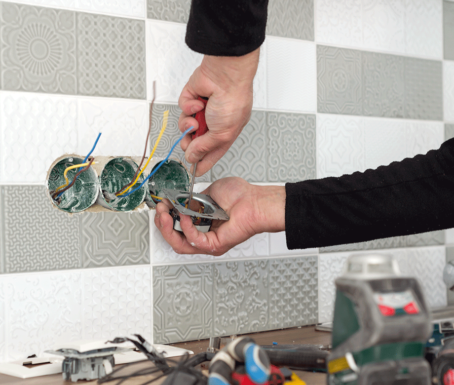 Reparaciones del Hogar Manitas Maresme - Electricista